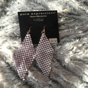 NWT Hypoallergenic Dangle Earrings